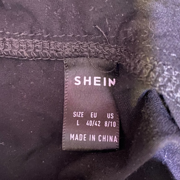 Hip Cut Out Thotty Tik Tok Skirt - Picture 2 of 2